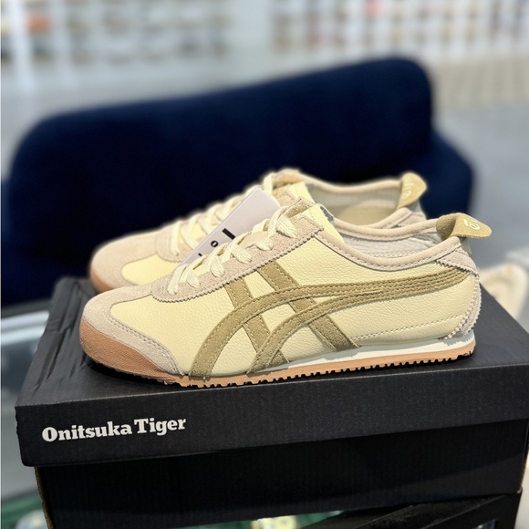 Meet the Posher Shoes - Onitsuka Tiger Mexico 66 Cream Beige Sneakers Women Casual Shoes